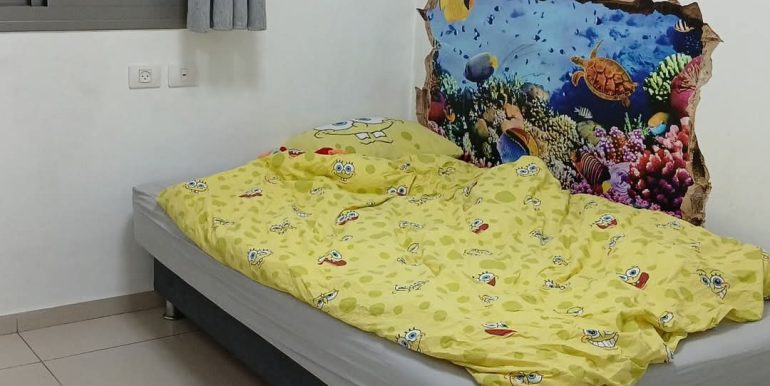 1000083422