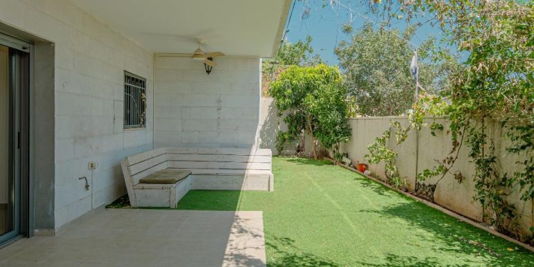 WhatsApp Image 2025-10-23 at 13.18.24 (3)