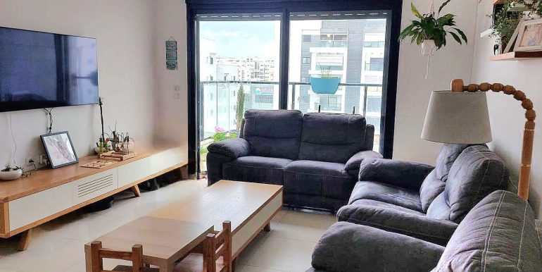 WhatsApp Image 2025-10-26 at 11.09.18