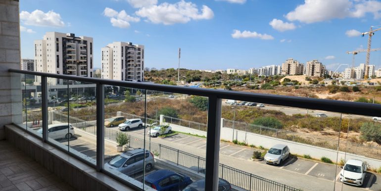 WhatsApp Image 2025-10-26 at 11.36.00