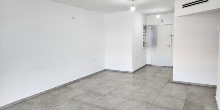 WhatsApp Image 2025-10-26 at 11.36.01