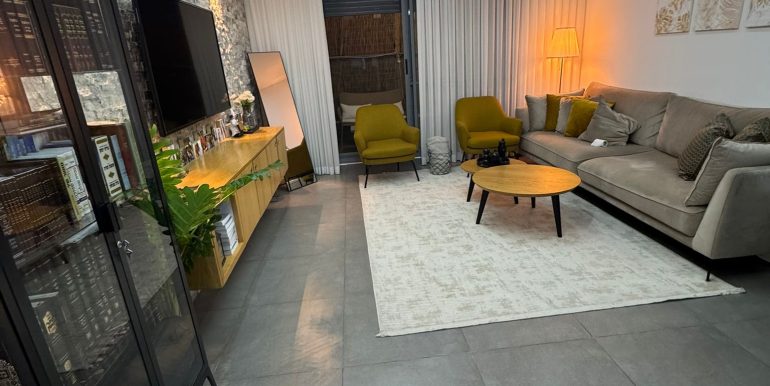 WhatsApp Image 2025-10-28 at 21.27.56