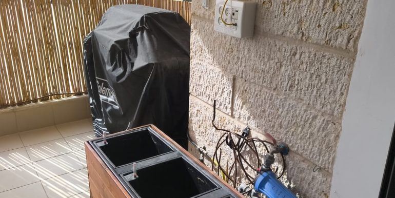 18d7d861-3a69-4c50-b66d-0d72b062d69c