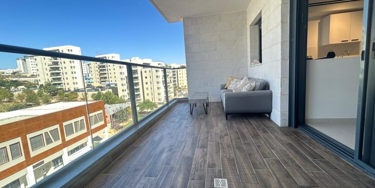 WhatsApp Image 2025-11-05 at 11.53.44 (1)