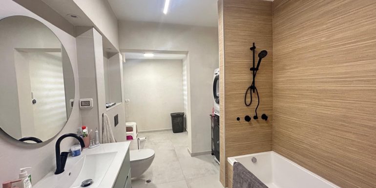 WhatsApp Image 2025-11-05 at 11.53.44 (3)