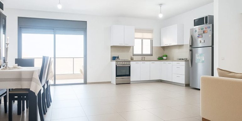 WhatsApp Image 2025-11-13 at 08.45.54 (3)