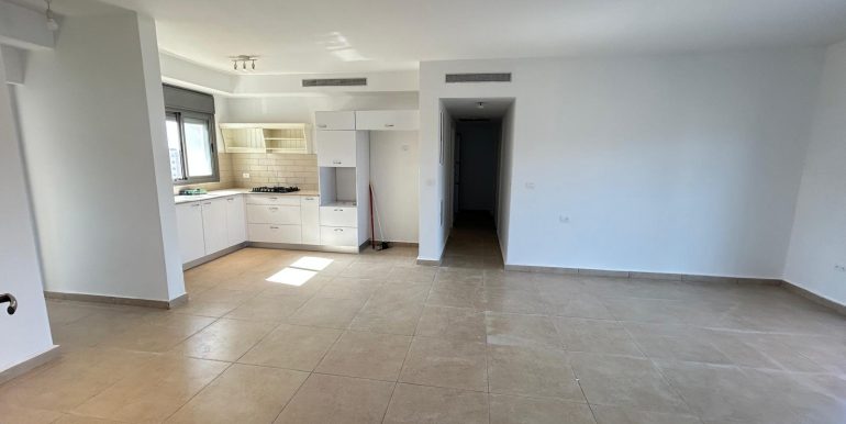 WhatsApp Image 2025-11-16 at 15.04.30