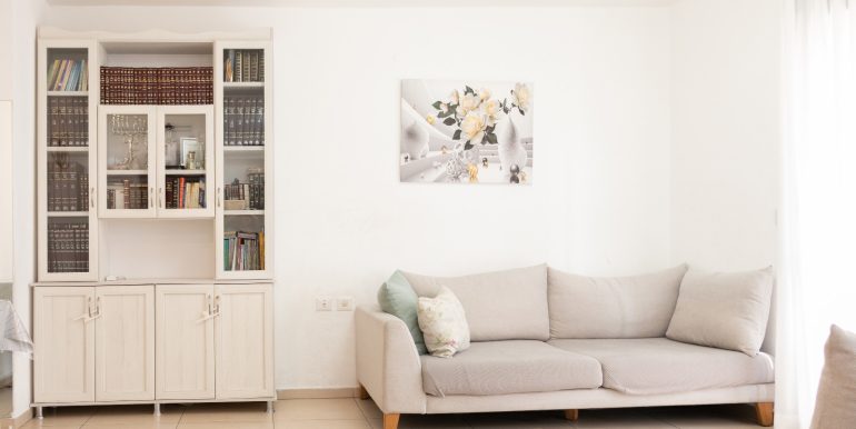 WhatsApp Image 2025-11-17 at 11.48.19