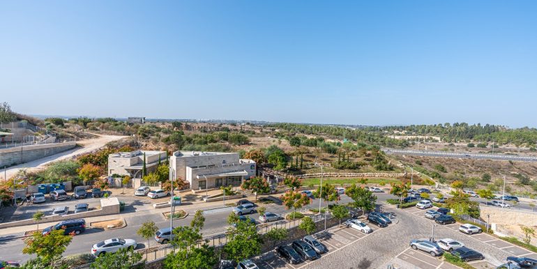 WhatsApp Image 2025-11-21 at 16.06.49