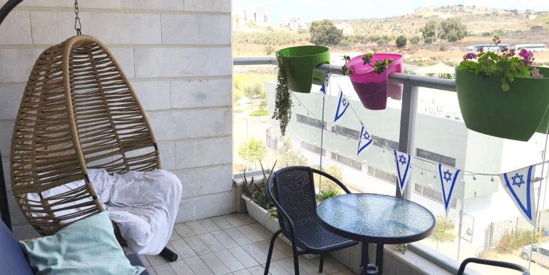 WhatsApp Image 2025-11-24 at 10.22.34 (1)