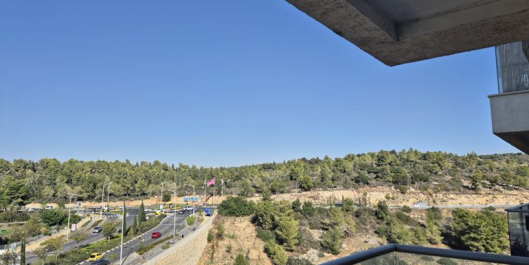 WhatsApp Image 2025-11-25 at 15.40.54 (1)