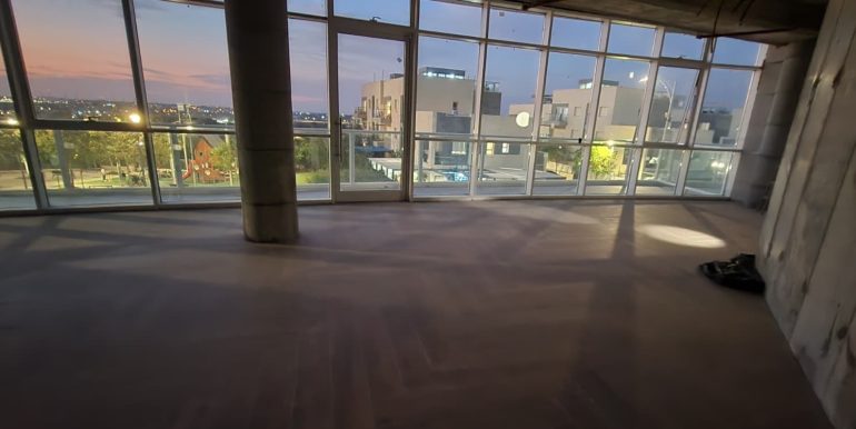 WhatsApp Image 2025-12-07 at 15.10.03