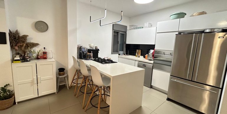 WhatsApp Image 2025-12-10 at 12.00.16 (3)