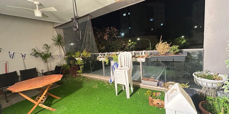 WhatsApp Image 2025-12-10 at 12.00.16