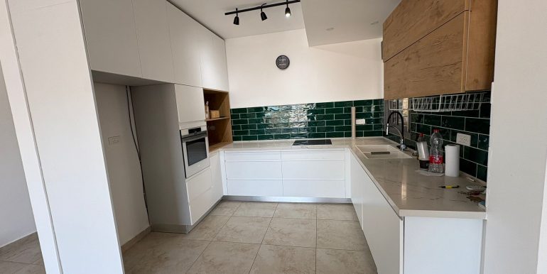 WhatsApp Image 2026-01-11 at 08.24.58 (4)