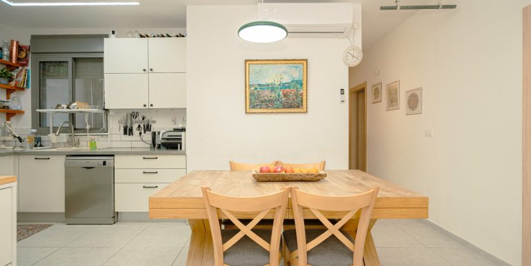 WhatsApp Image 2026-01-11 at 15.14.33 (1)