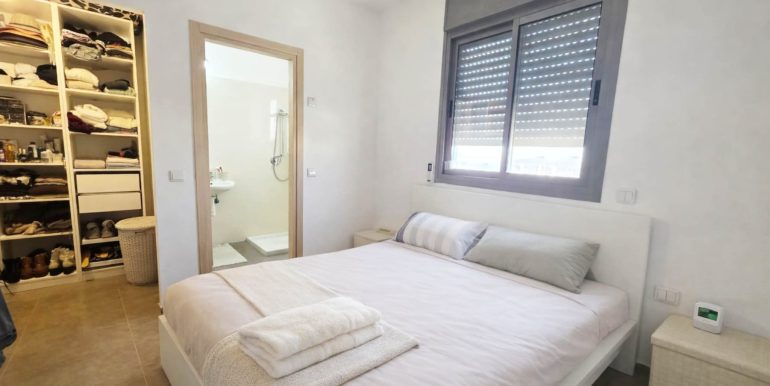 WhatsApp Image 2026-01-13 at 09.18.05