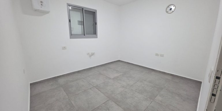 WhatsApp Image 2026-01-14 at 16.16.12