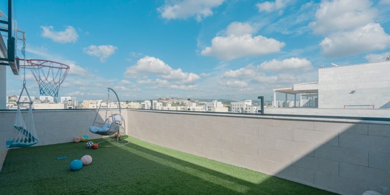 WhatsApp Image 2026-01-26 at 12.53.54 (1)