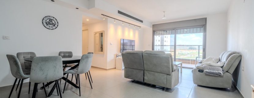 עסקאות החודש בחריש - ינואר 2026 | רקפת 11