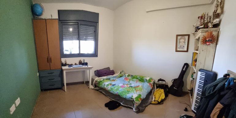 WhatsApp Image 2025-12-27 at 08.04.44