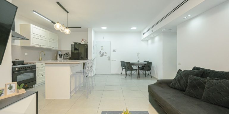 WhatsApp Image 2026-02-17 at 10.21.42 (4)