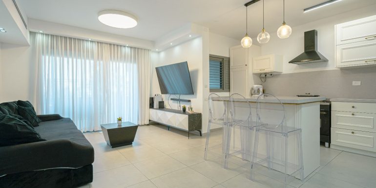 WhatsApp Image 2026-02-17 at 10.21.43