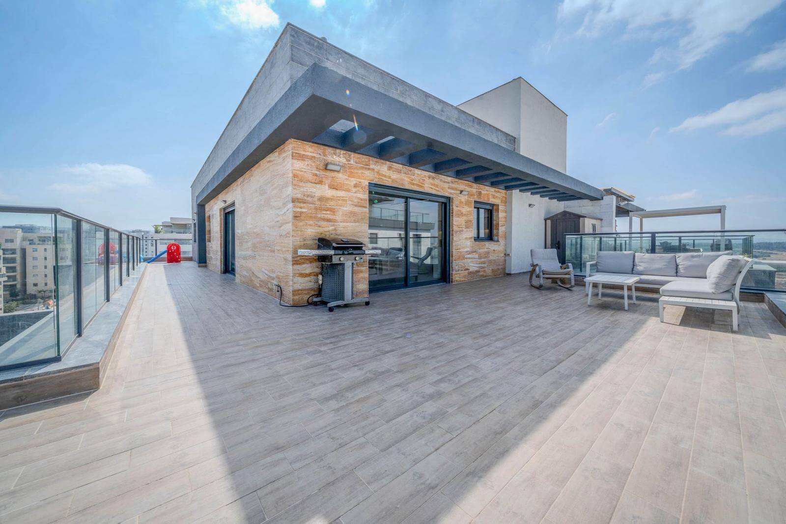 עסקאות החודש בחריש - פנטהאוז ברחוב לוטם