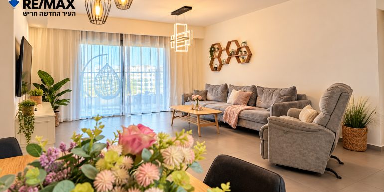 REMAX_08